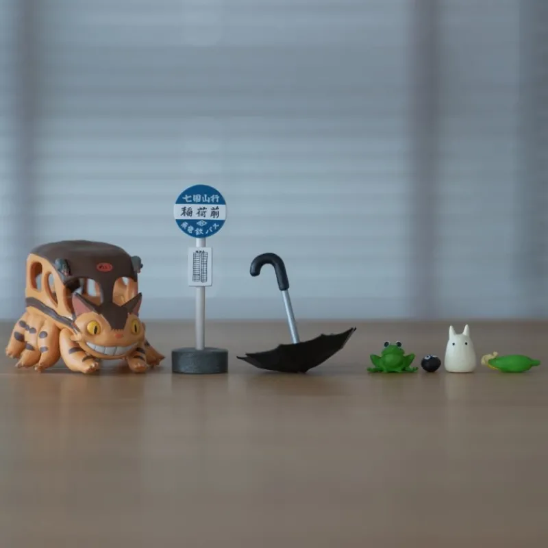 Maison Ghibli Collection Catbus Assorted Figurines - My Neighbor Totoro | Toys