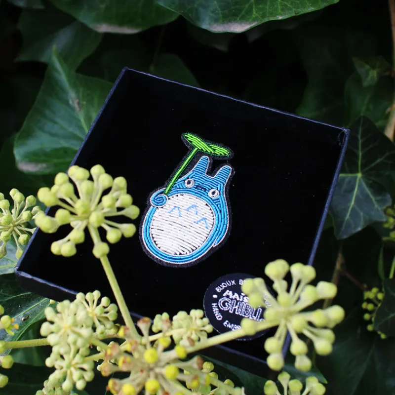 Maison Ghibli Embroidered Jewel Brooch Medium Totoro - My Neighbor Totoro | Pins