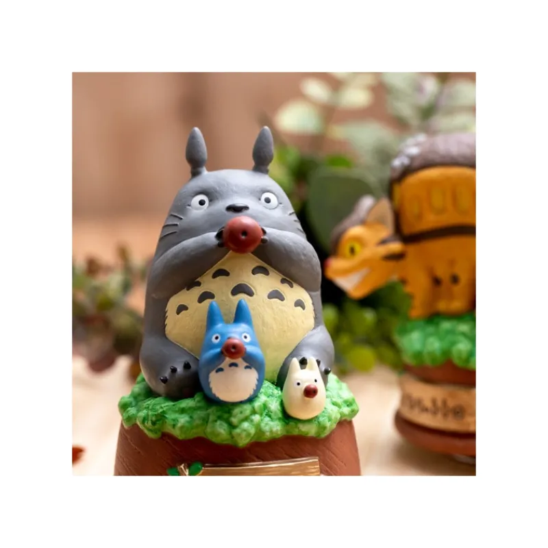 Maison Ghibli Great Musical Statue Totoro blows the ocarina - My Neighbor Tororo | Music Boxes