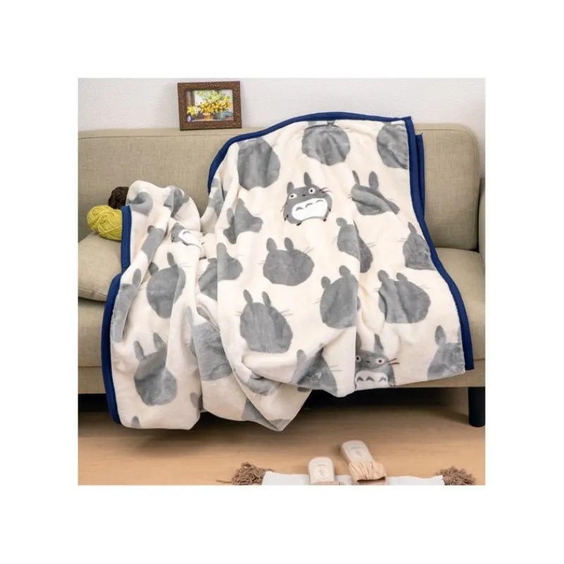 Maison Ghibli Long blanket Big Totoro Silhouette 200x140 cm - My Neighbor Totoro | Household Linen